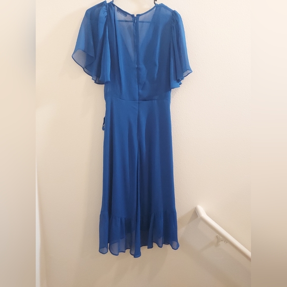 Calvin Klein Faux Wrap with Ruffles Short Sleeve Dress, Size 4 - Picture 4 of 13